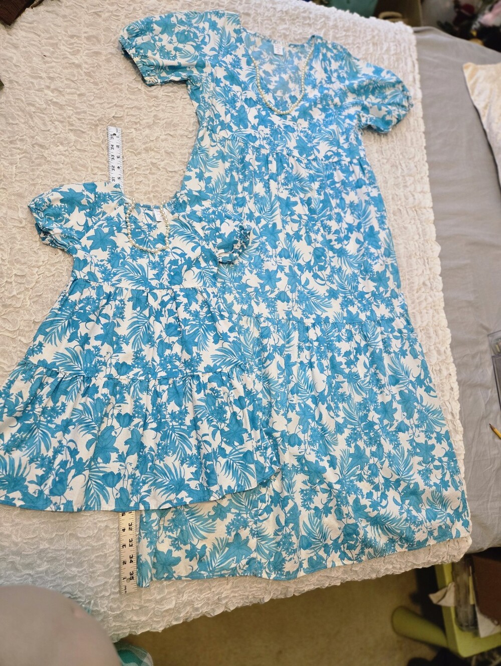 Peyton & Parker Mommy & Me Floral Dress Bundle Women’s M Girls 4T Lindenwold Pea